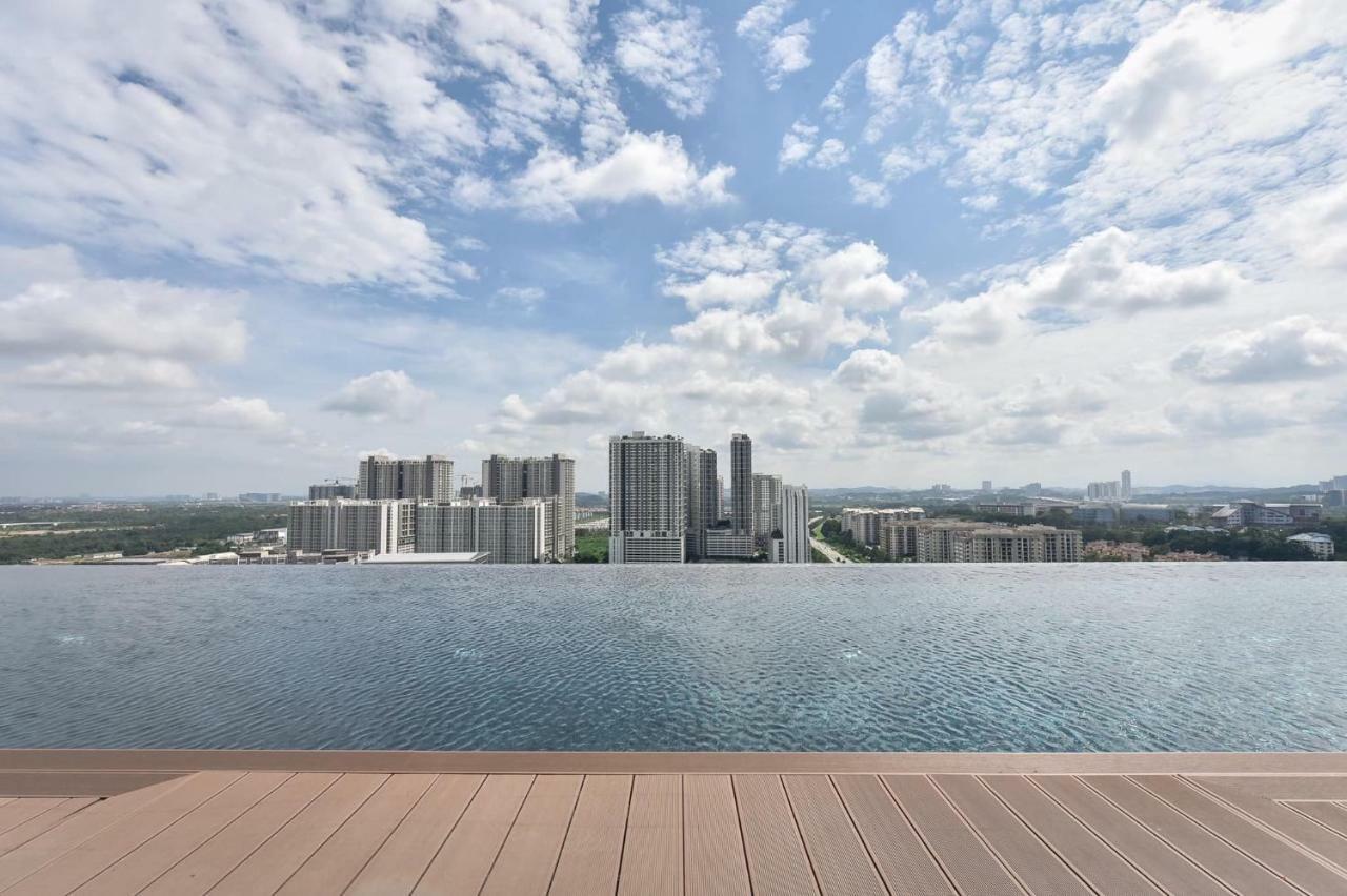 Cyberjaya Tamarind Suites,Mediya Homestay Buitenkant foto